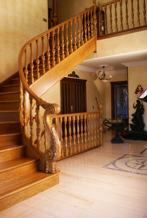 Escalera de madera (Carpinteros Maderarte Madrid)